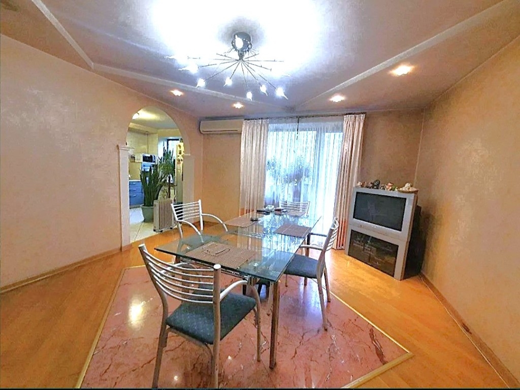 продажа многокомнатной квартиры номер A-173528 в Малиновском районе, фото номер 18